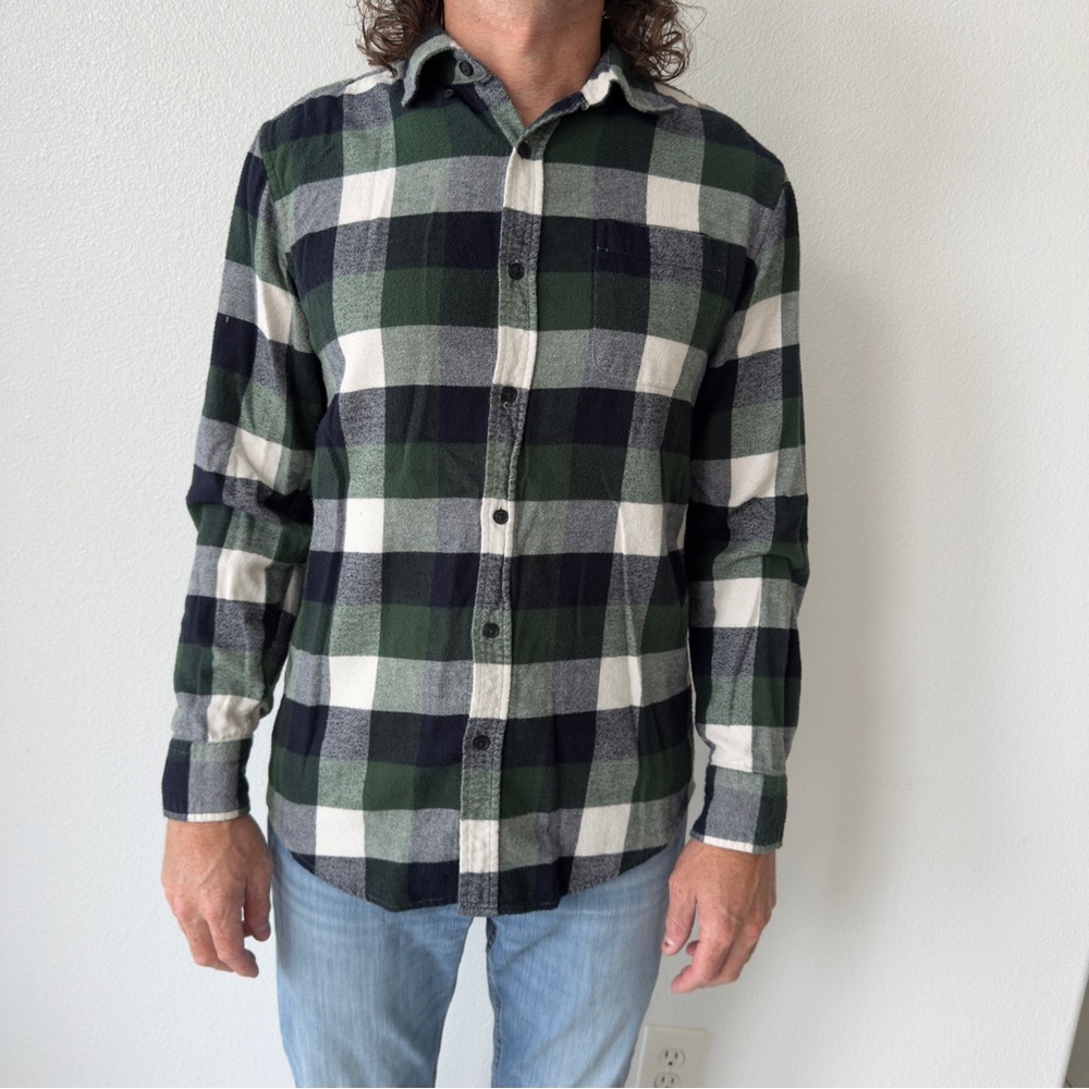 Croft & Barrow Green Plaid Long Sleeve Button Down Shirt